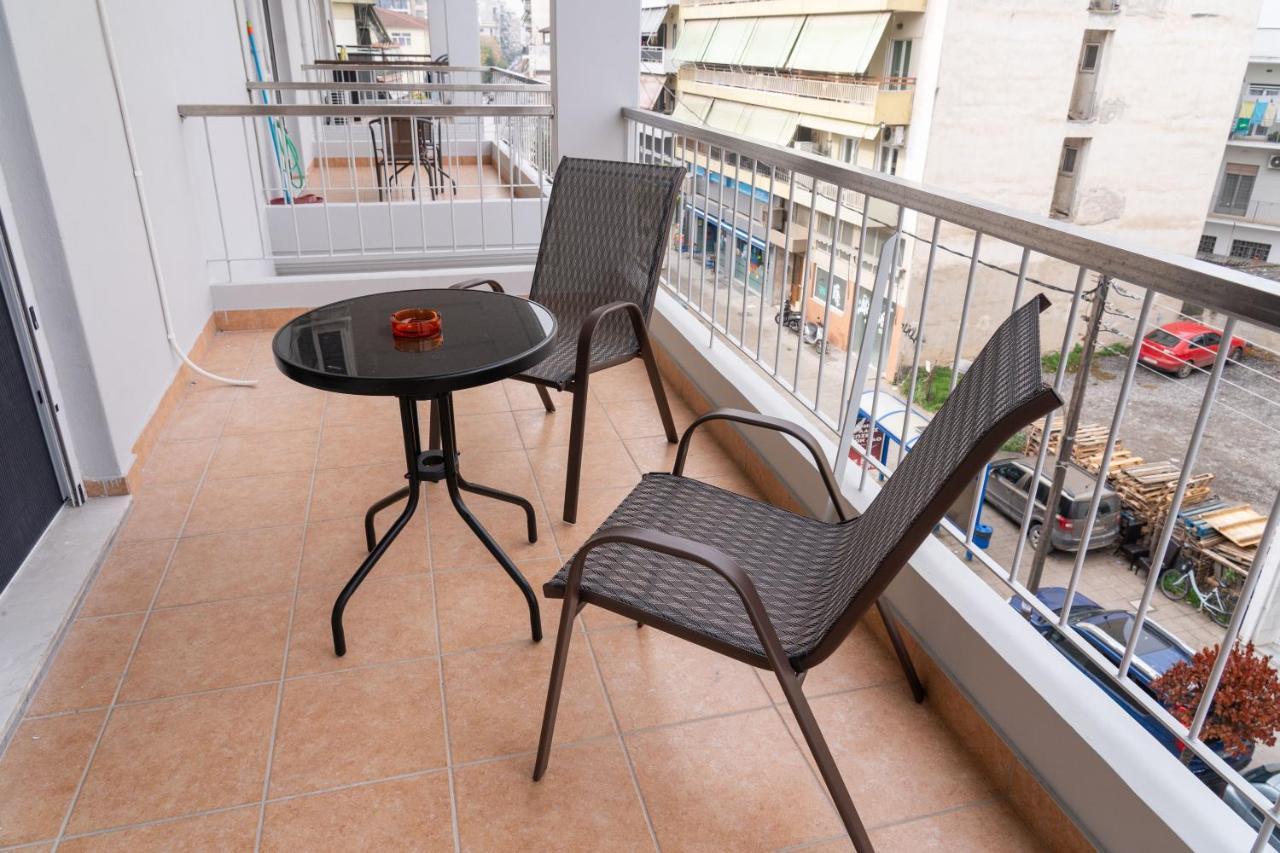 Apartament The Whole Packet C4 Center With Parking Larissa Zewnętrze zdjęcie